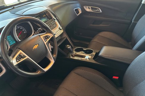 Used 2017 Chevrolet Equinox LT w/ Convenience Package image 10