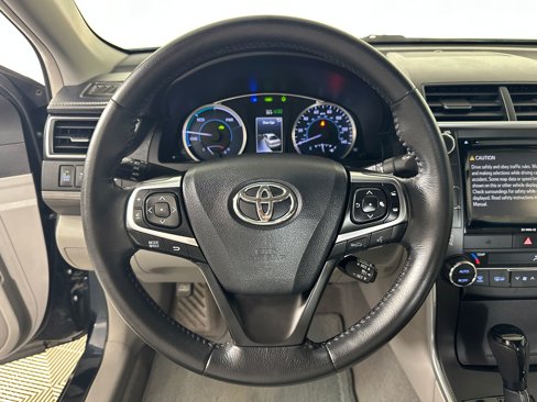 Used 2016 Toyota Camry XLE image 15