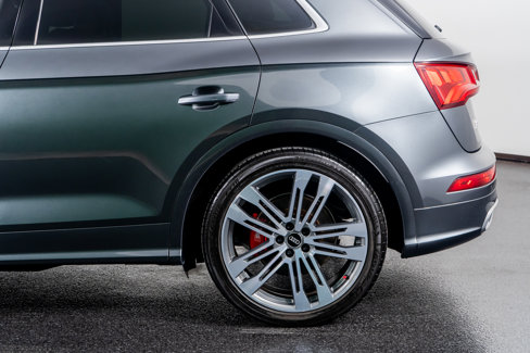 Used 2018 Audi SQ5 Prestige w/ Prestige Package image 17