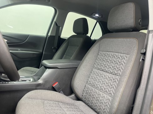 Used 2023 Chevrolet Equinox LT image 13