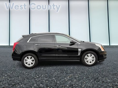 Used 2016 Cadillac SRX Luxury w/ Driver Awareness Package image 2