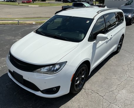 Used 2019 Chrysler Pacifica Touring-L Plus w/ Advanced Safetytec Group image 5