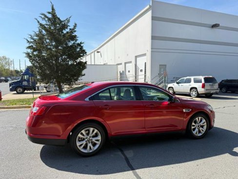 Used 2012 Ford Taurus SEL image 4