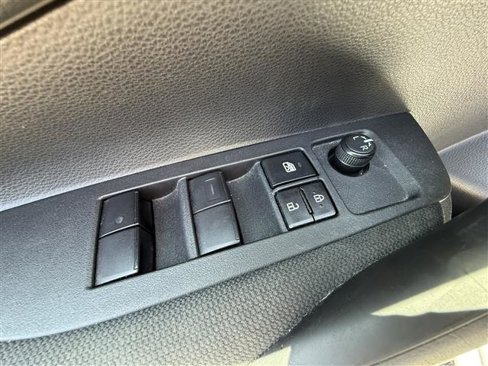 Used 2024 Toyota Corolla LE image 13