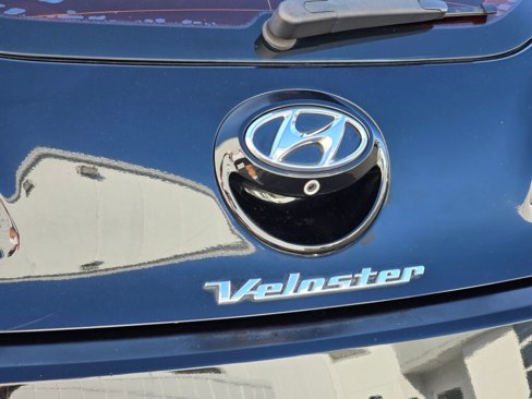 Used 2016 Hyundai Veloster Turbo image 15