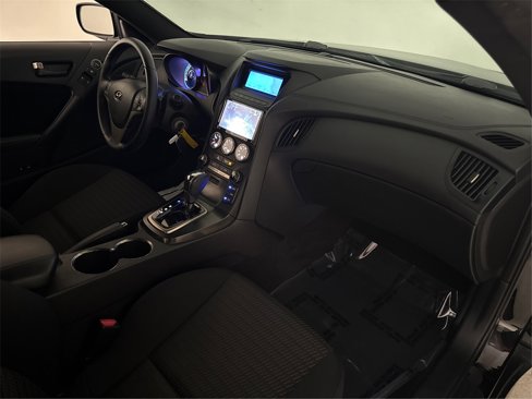 Used 2013 Hyundai Genesis 2.0T image 37