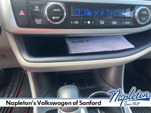 Used 2015 Toyota Highlander XLE image 17