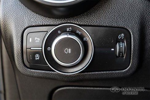Used 2022 Alfa Romeo Stelvio Veloce image 20