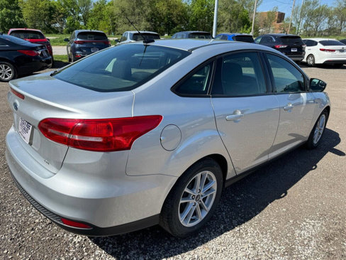 Used 2018 Ford Focus SE image 4