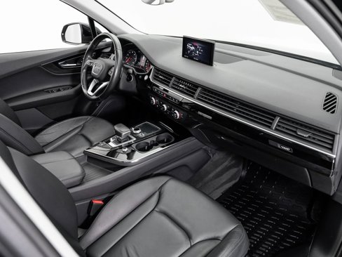 Used 2017 Audi Q7 3.0T Premium image 21