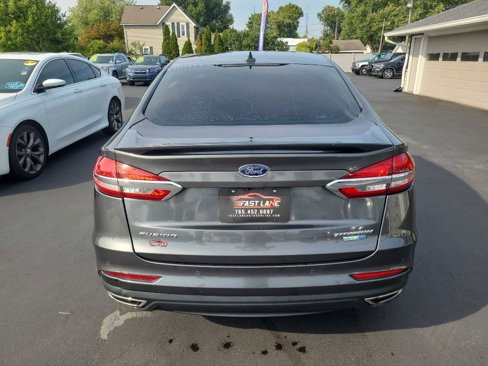 Used 2020 Ford Fusion Titanium image 4