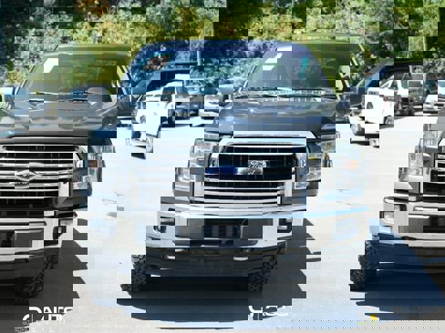 Used 2016 Ford F150 XLT image 2
