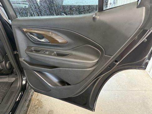 Used 2019 GMC Terrain Denali w/ Advanced Safety Package image 30