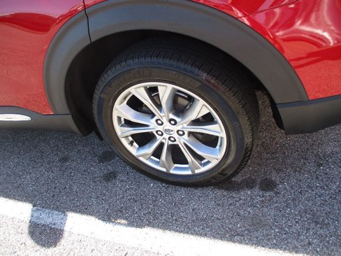 Used 2021 Ford Explorer XLT w/ Equipment Group 202A image 26