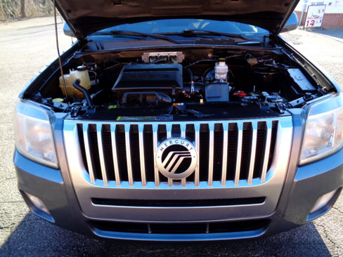 Used 2010 Mercury Mariner Premier image 23