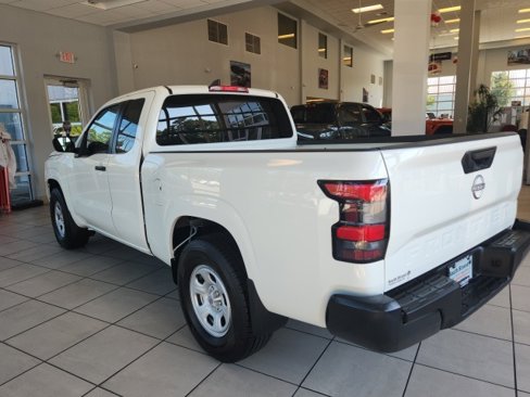 Used 2024 Nissan Frontier S image 10