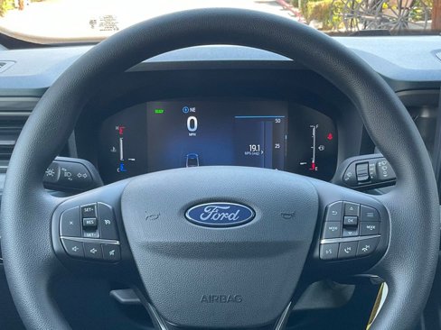 New 2025 Ford Maverick XL image 27