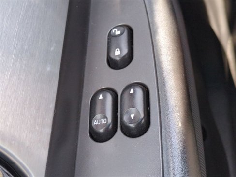 Used 2002 Ford Thunderbird image 18