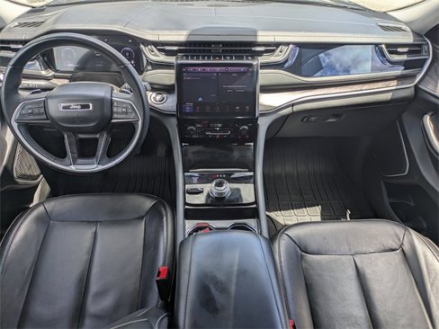 Used 2022 Jeep Grand Cherokee L Limited image 16