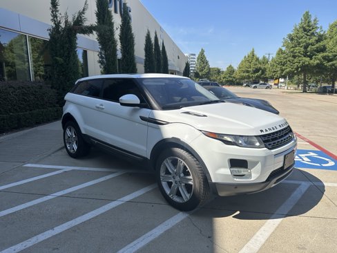 Used 2015 Land Rover Range Rover Evoque Pure Plus image 3