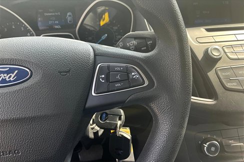 Used 2016 Ford Focus SE image 12