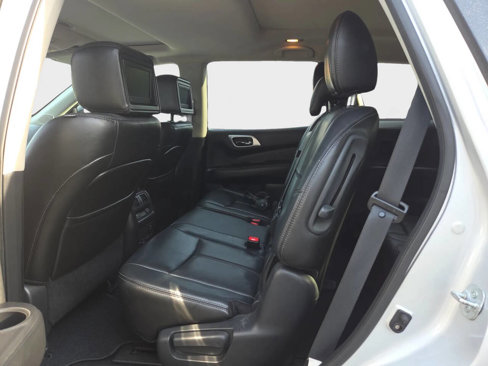 Used 2014 Nissan Pathfinder Platinum w/ Platinum Premium Package image 13