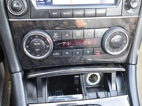 Used 2008 Mercedes-Benz CLK 350 Coupe image 19