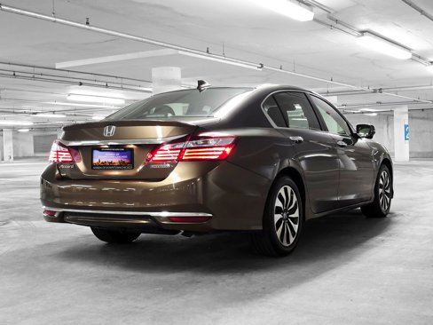 Certified 2017 Honda Accord Hybrid Sedan image 6