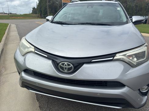 Used 2016 Toyota RAV4 Limited image 15