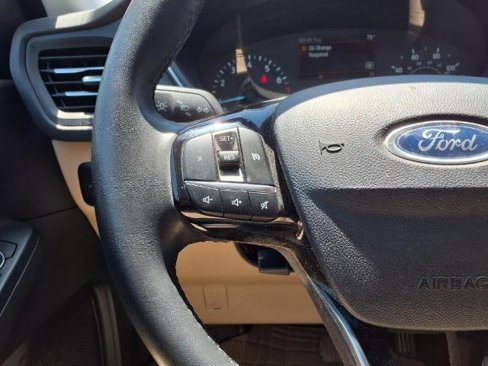 Used 2022 Ford Escape SEL image 19