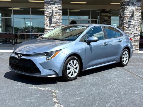 Used 2022 Toyota Corolla LE image 1
