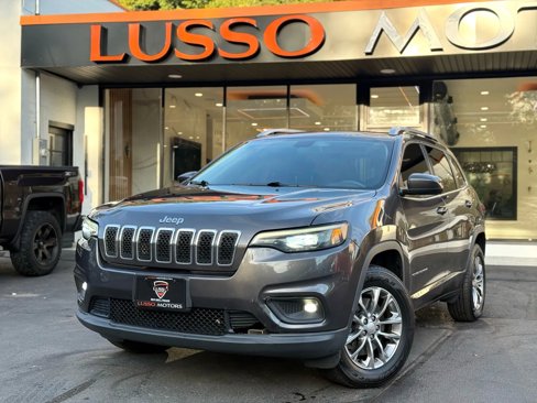 Used 2019 Jeep Cherokee Latitude Plus image 1