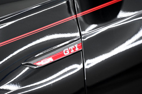 Used 2024 Volkswagen GTI SE image 12