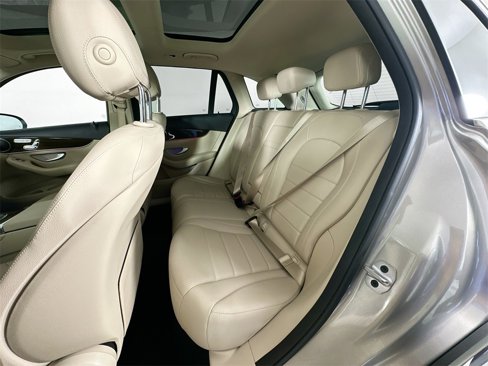 Certified 2022 Mercedes-Benz GLC 300 image 23