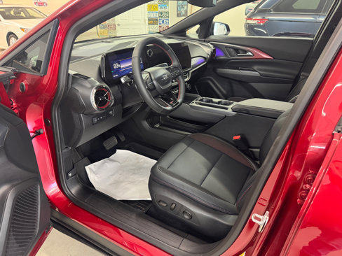 Used 2025 Chevrolet Equinox EV RS image 6