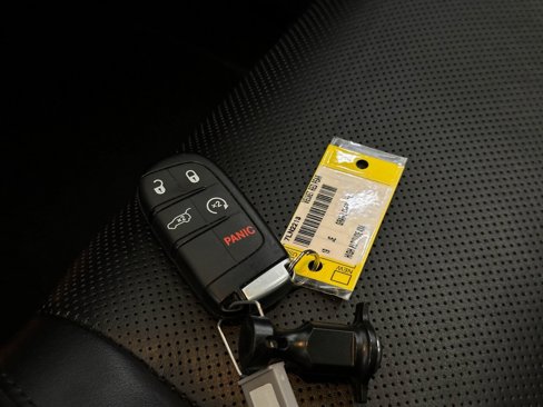Certified 2019 Jeep Grand Cherokee High Altitude image 34