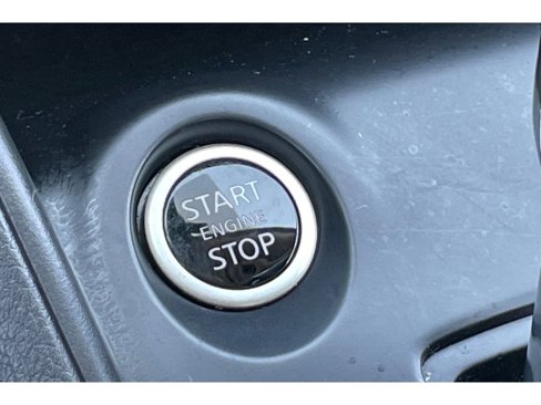 Used 2023 Nissan Kicks S image 31