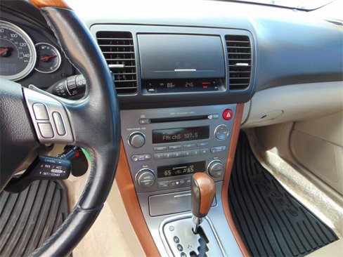 Used 2005 Subaru Outback 3.0R image 12