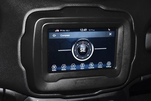 Used 2020 Jeep Renegade Latitude w/ Cold Weather Group image 9