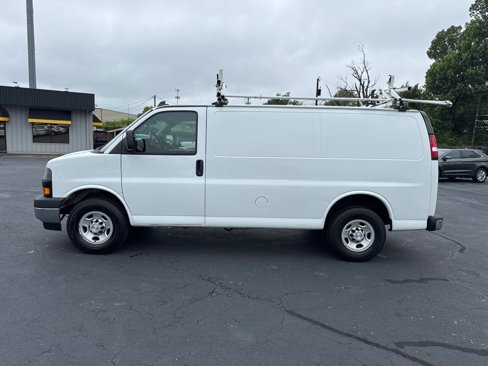Used 2019 Chevrolet Express 2500 w/ Driver Convenience Package image 2