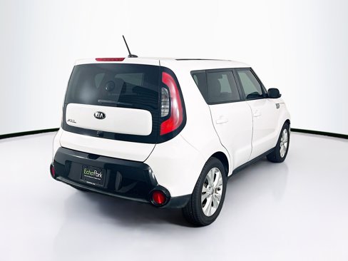 Used 2016 Kia Soul + image 9