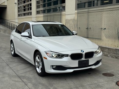 Used 2013 BMW 320i xDrive Sedan image 10