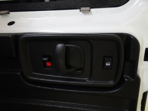 Used 2019 Chevrolet Express 2500 w/ Driver Convenience Package image 14