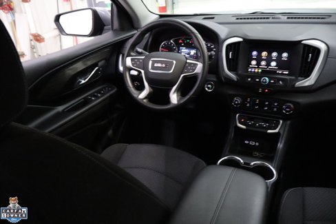 Used 2024 GMC Terrain SLE image 29