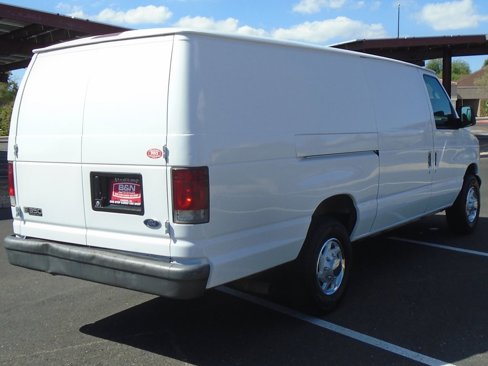 Used 2004 Ford E-350 and Econoline 350 Extended Super Duty image 5