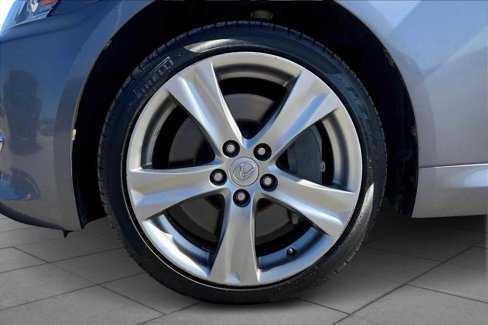 Used 2012 Lexus IS 350C image 9