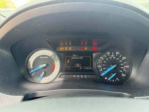 Used 2018 Ford Explorer FWD image 15