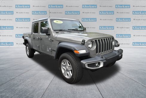 Used 2023 Jeep Gladiator Sport image 3