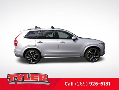 Used 2018 Volvo XC90 T6 Momentum w/ Convenience Package image 9