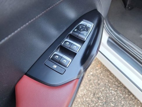 Used 2024 Kia K5 GT-Line image 15